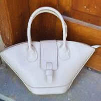 SHIKIRTI Kadın Çanta – Kova Şekilli Üçgen Model, Uzun Askılı