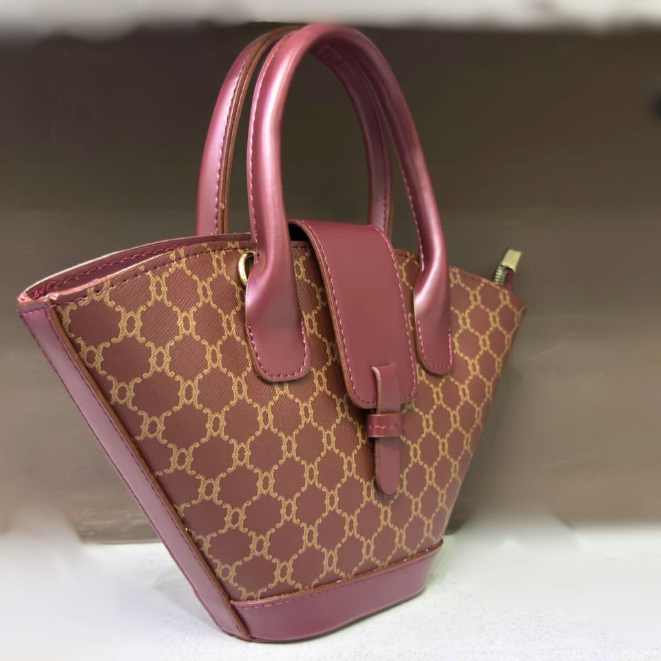 SHIKIRTI Kadın Çanta – Kova Şekilli Üçgen Model, Uzun Askılı