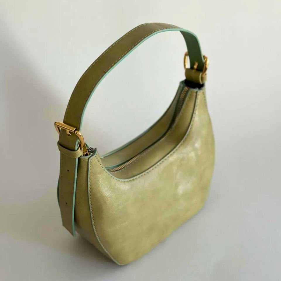 Kadın Çantası Celina – Şık, Kullanışlı ve Gece