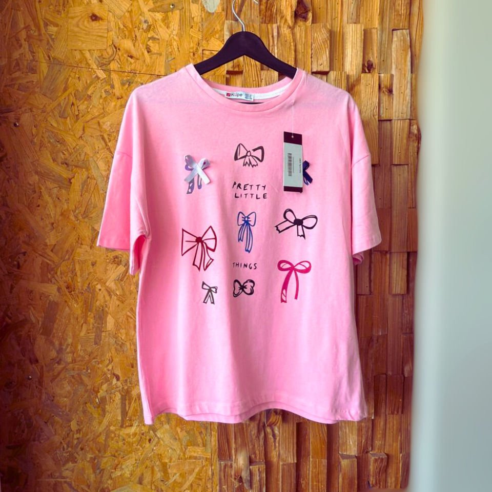 تی‌شرت اُورسایز چاپ‌دار با جزئیات بافت‌دار ت