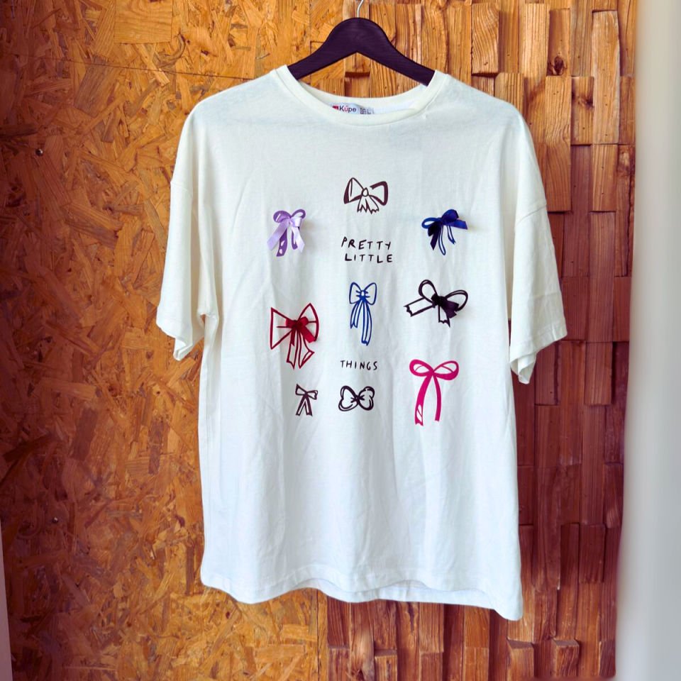 تی‌شرت اُورسایز چاپ‌دار با جزئیات بافت‌دار ت