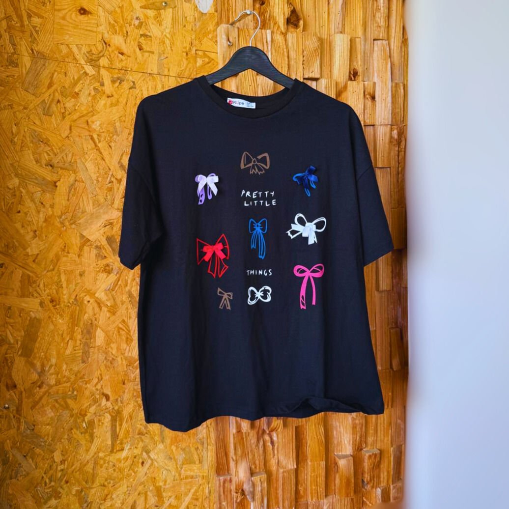 تی‌شرت اُورسایز چاپ‌دار با جزئیات بافت‌دار ت